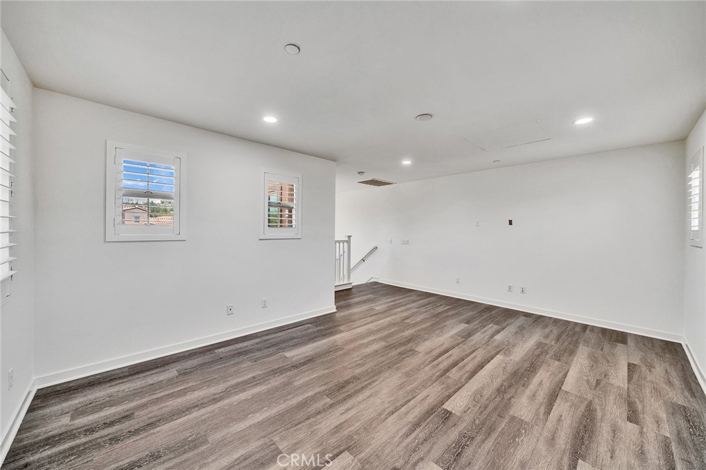 182 Finch