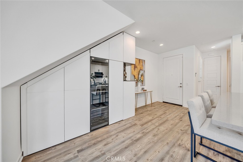 182 Finch