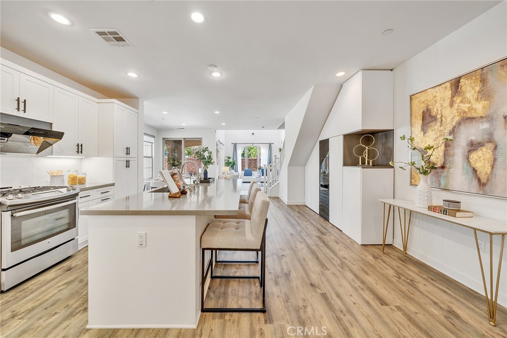 182 Finch