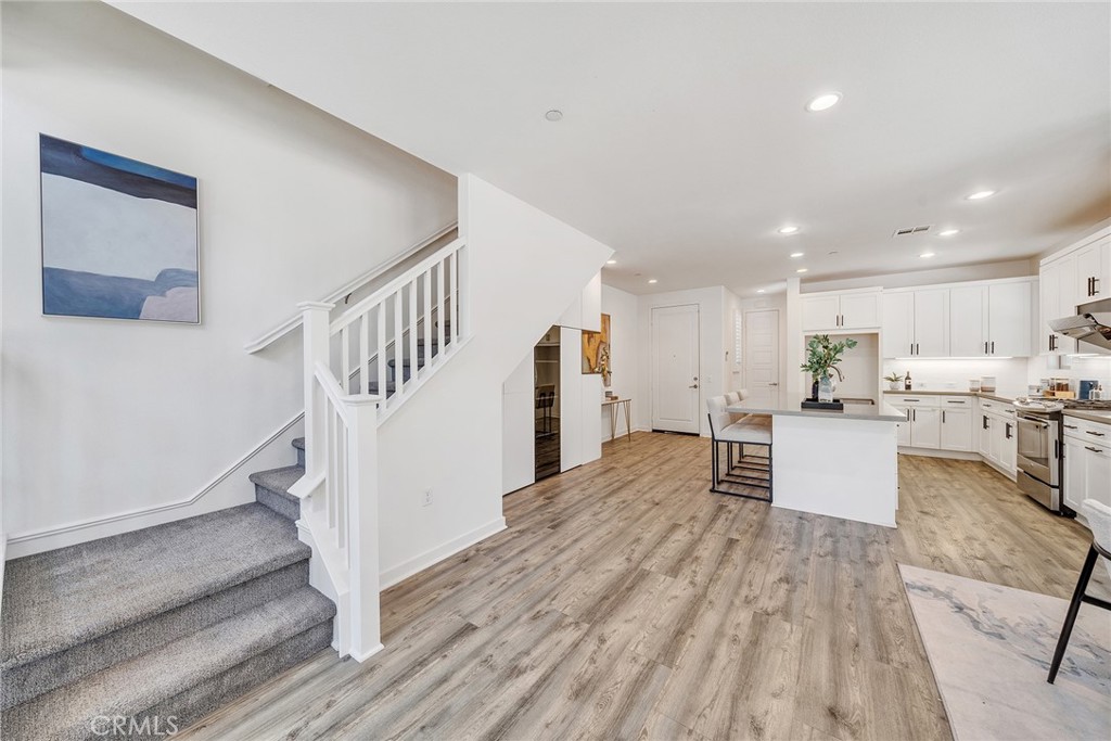 182 Finch