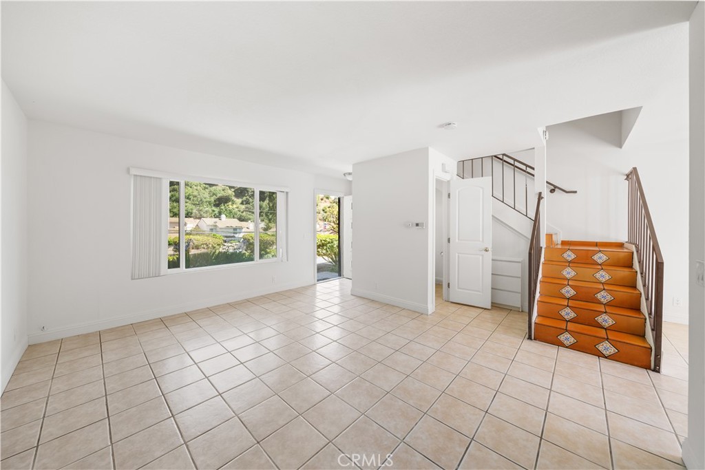 2222 Shady Hills