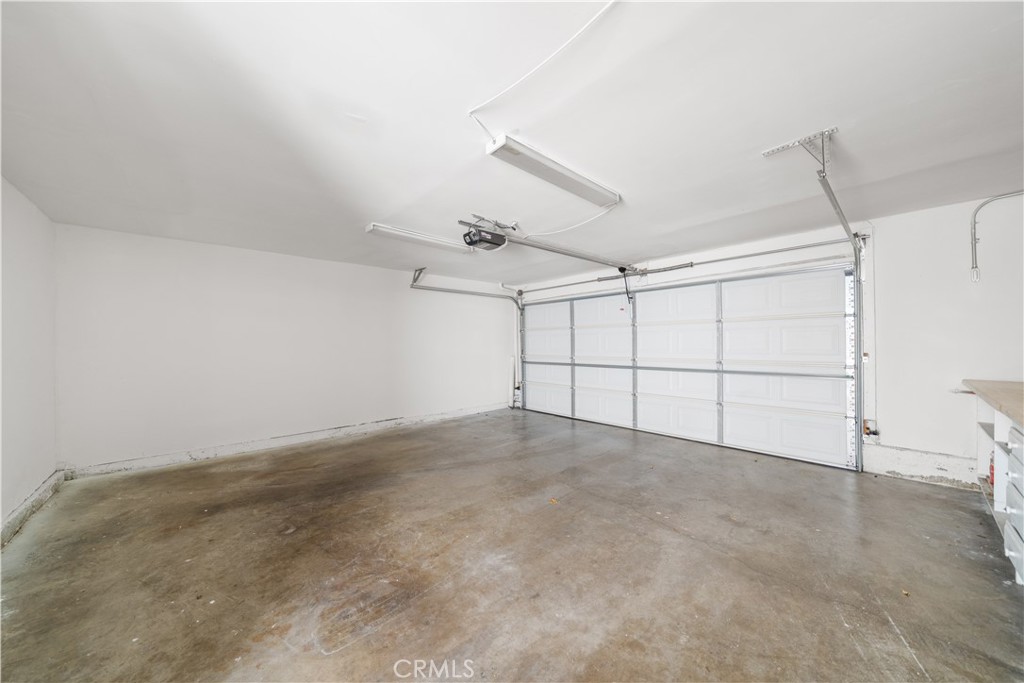 2222 Shady Hills