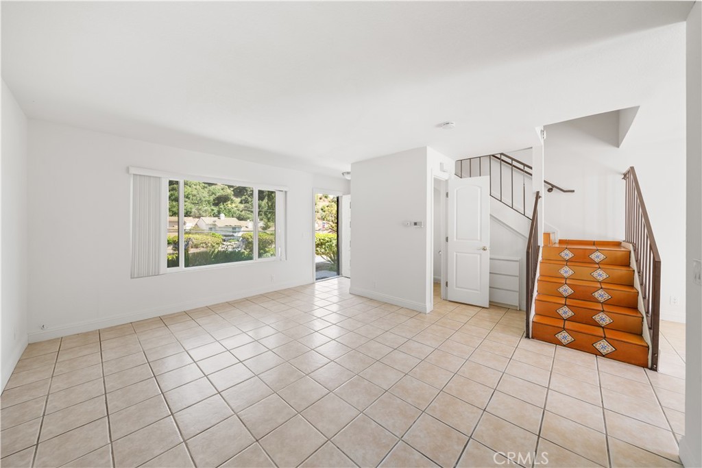 2222 Shady Hills