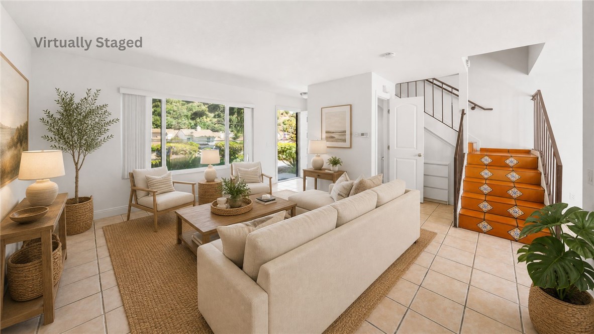 2222 Shady Hills
