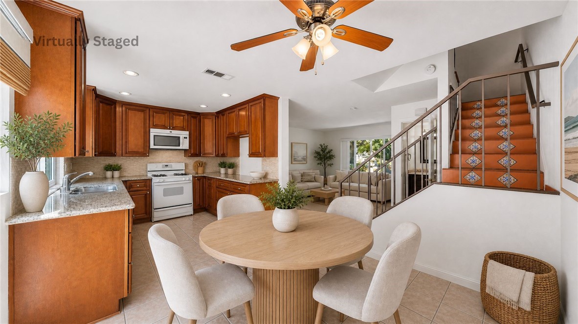 2222 Shady Hills