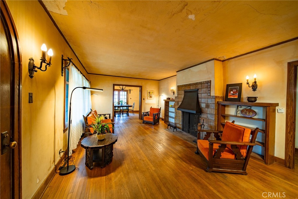 234 N Magnolia