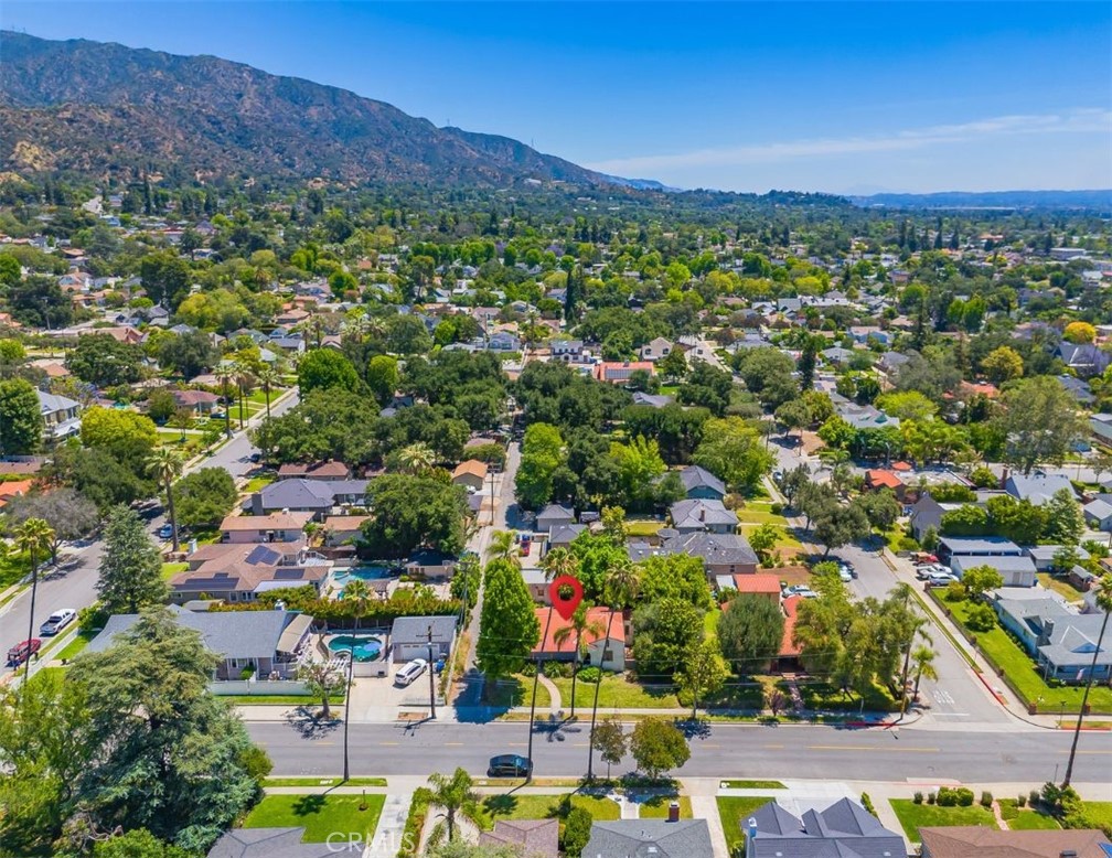 234 N Magnolia