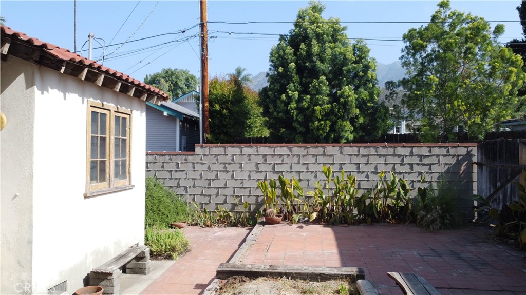 234 N Magnolia
