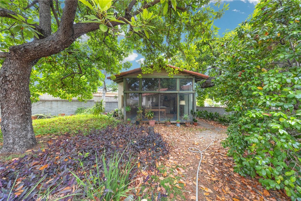 234 N Magnolia