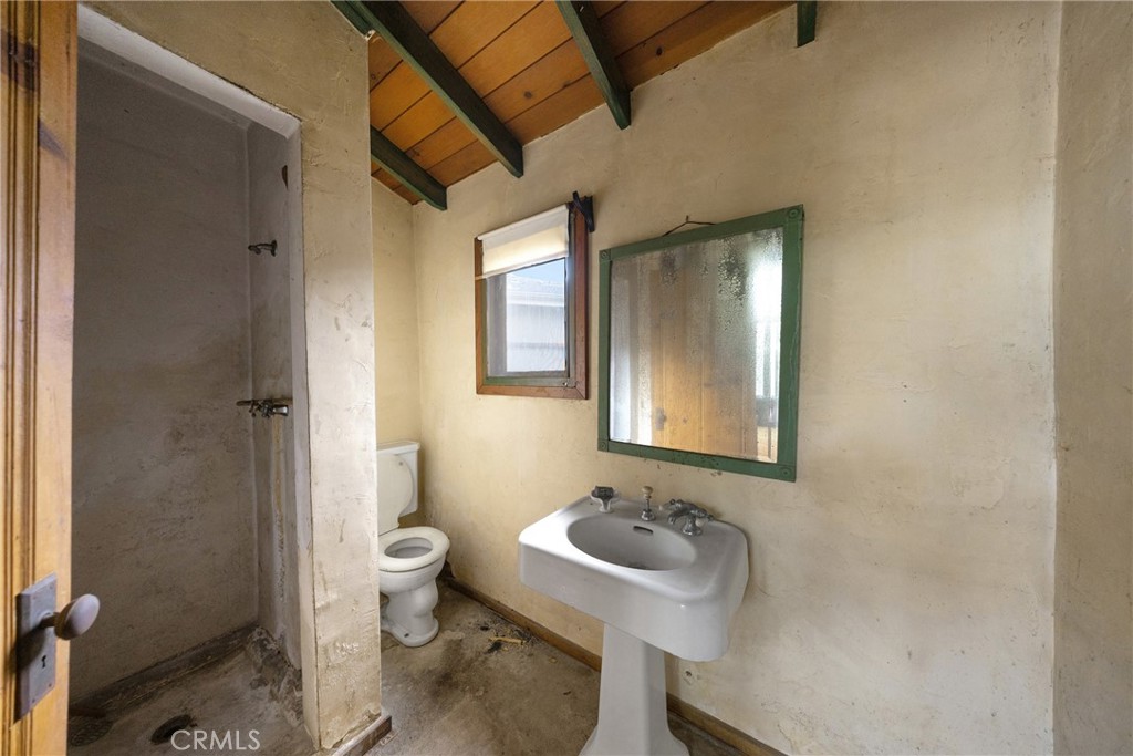234 N Magnolia