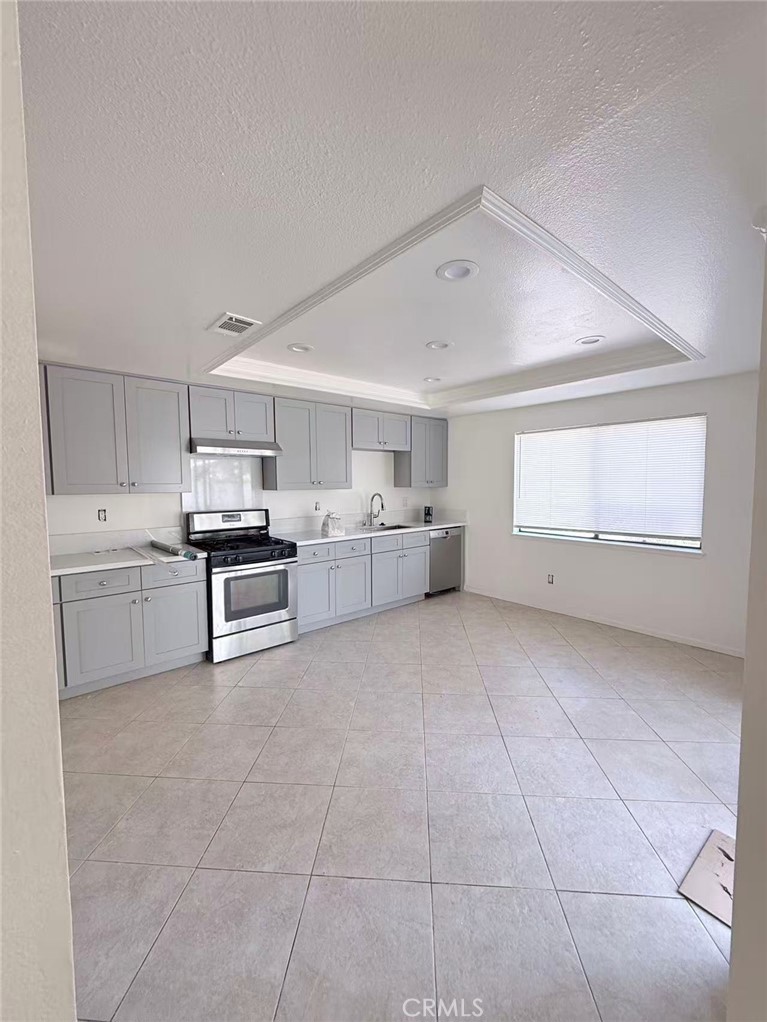 1360 N Hacienda