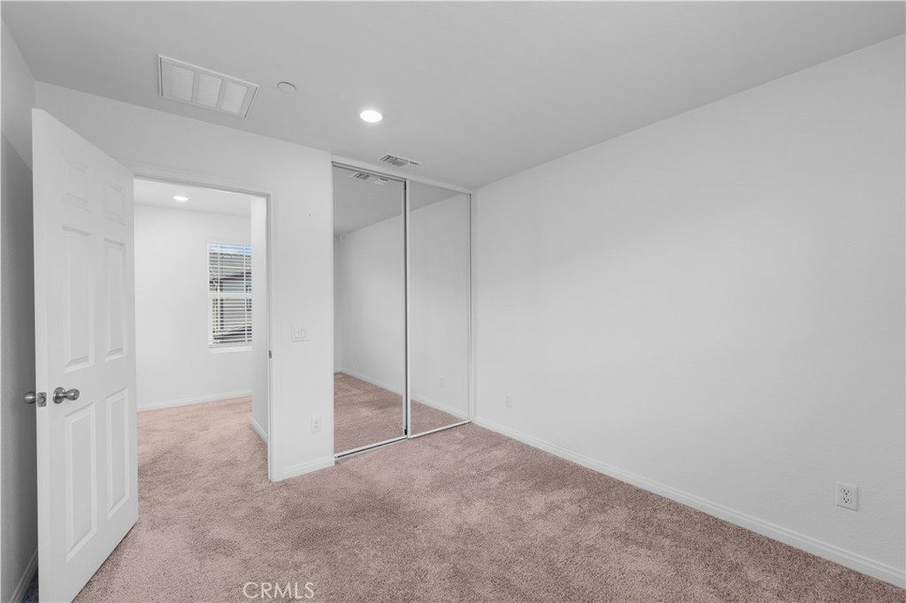 3918 E Cambria Privado