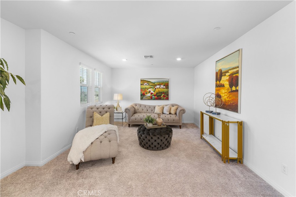 3918 E Cambria Privado