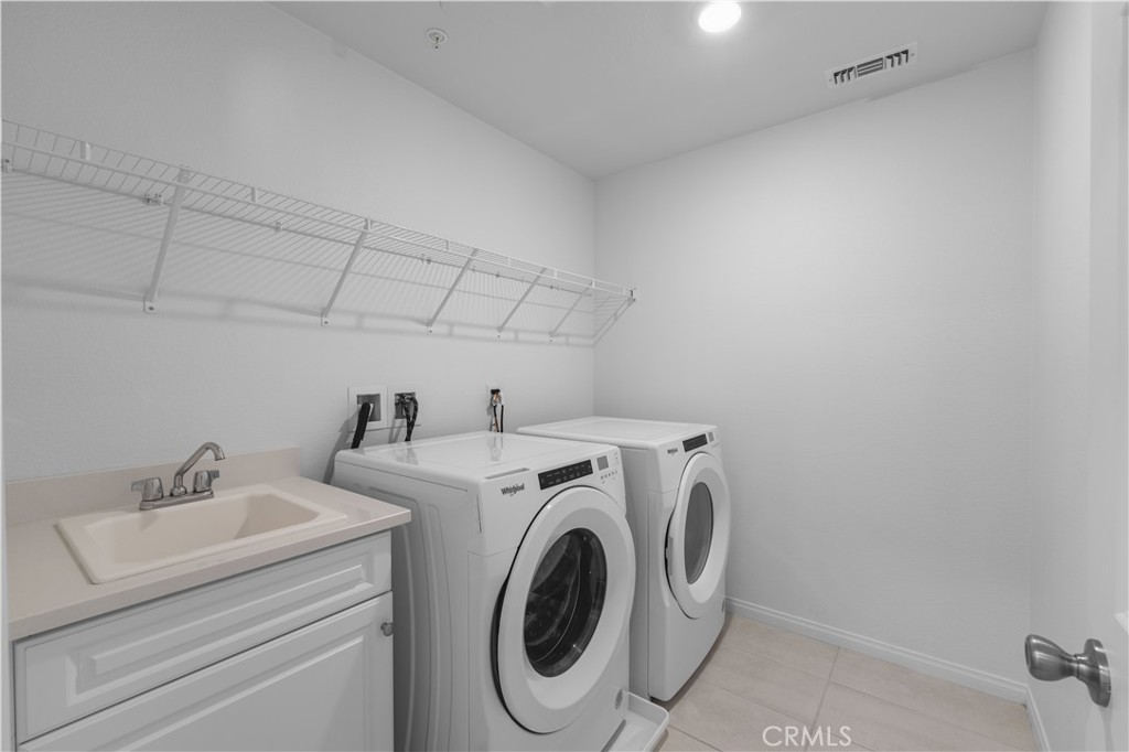 3918 E Cambria Privado