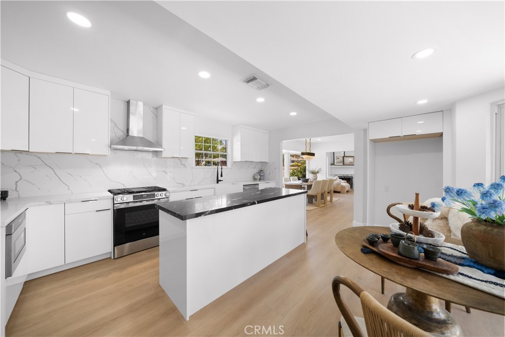 2326 Galbreth