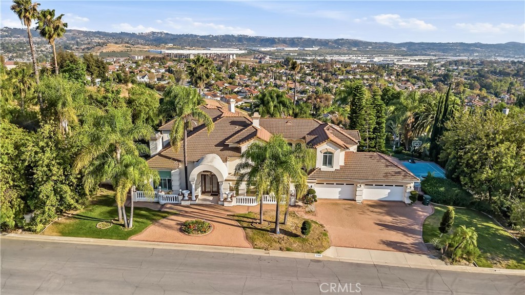 21866 Buckskin Drive