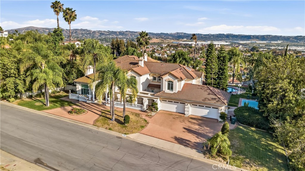 21866 Buckskin Drive