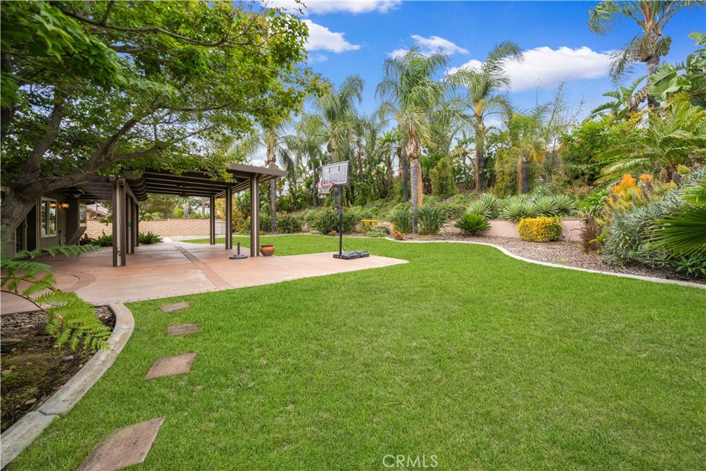 9522 Orange Street