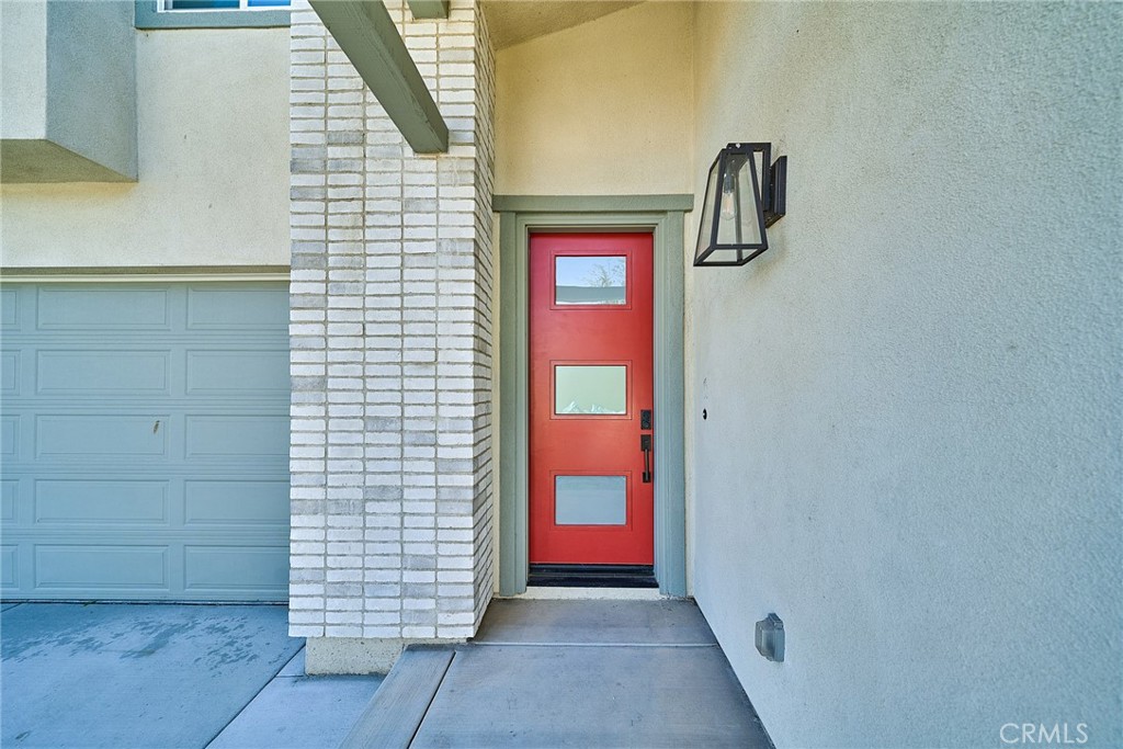 2622 E Embry Lane