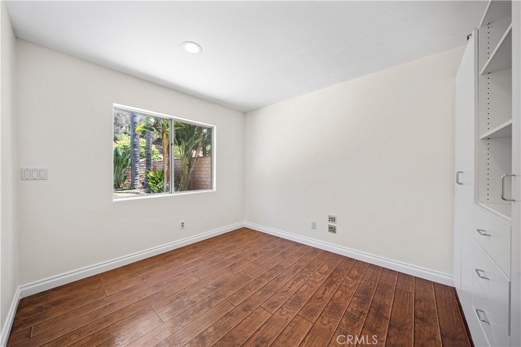 1010 Cogburn