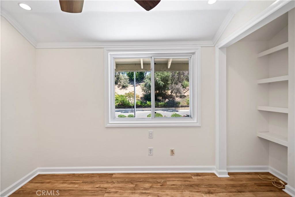 1010 Cogburn