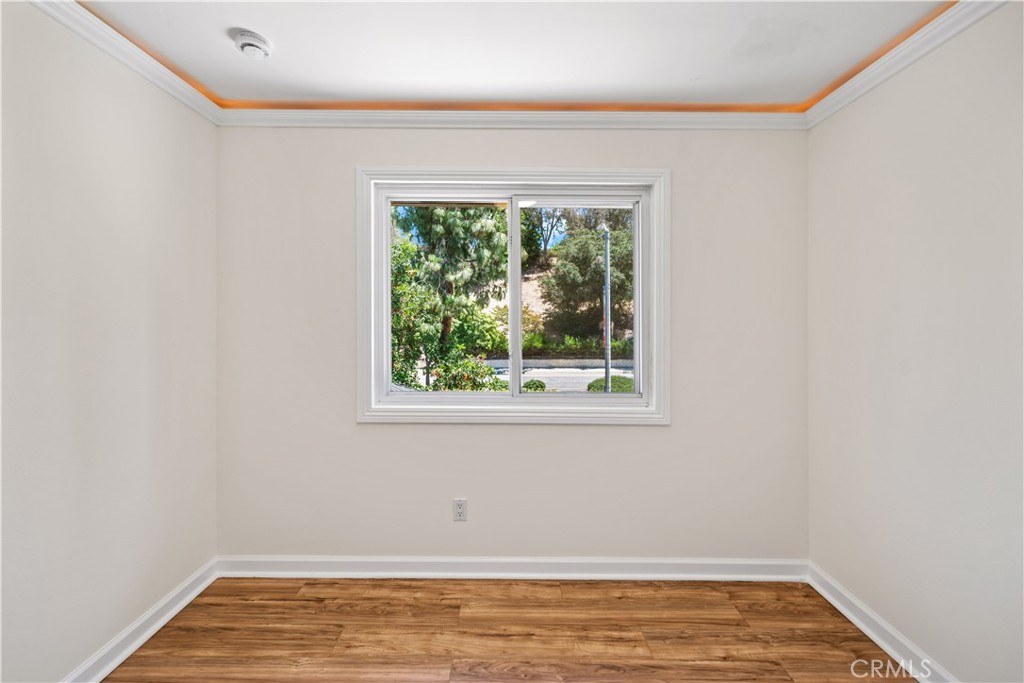 1010 Cogburn