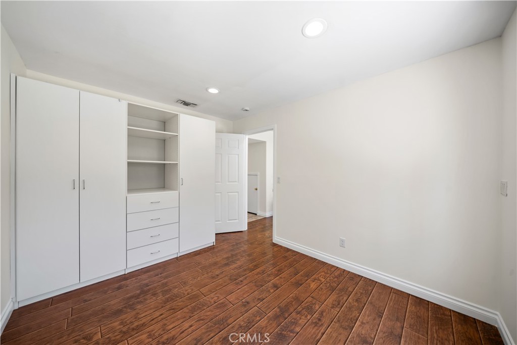 1010 Cogburn