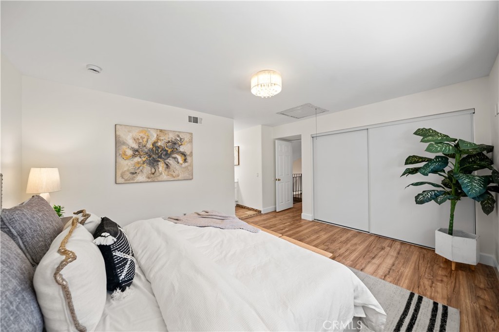 1010 Cogburn
