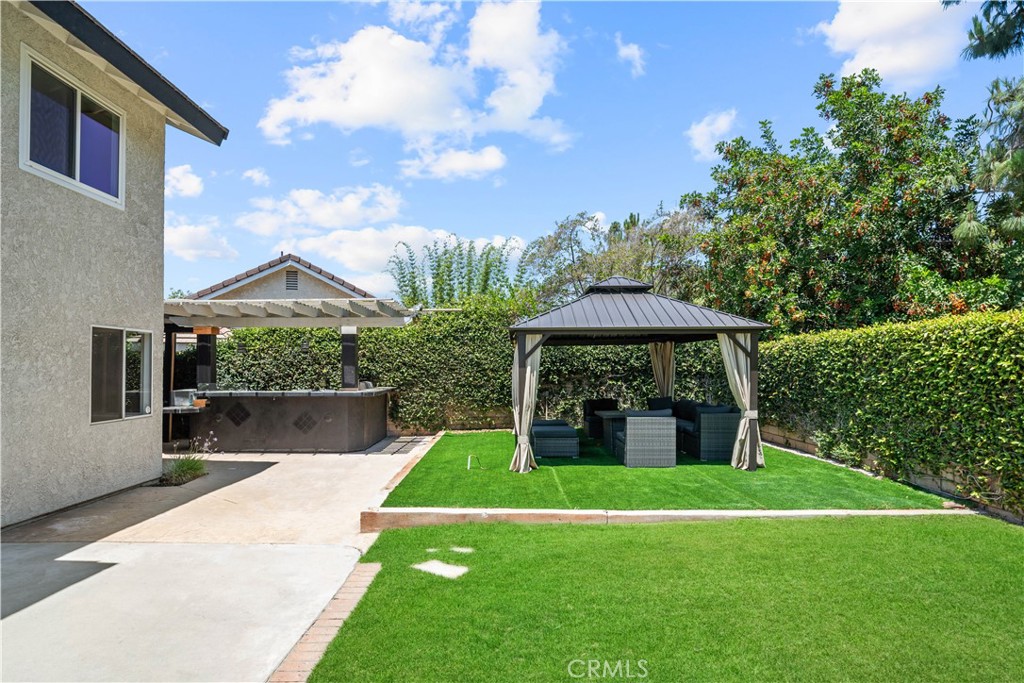 1010 Cogburn