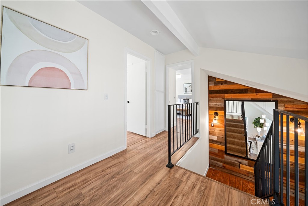 1010 Cogburn