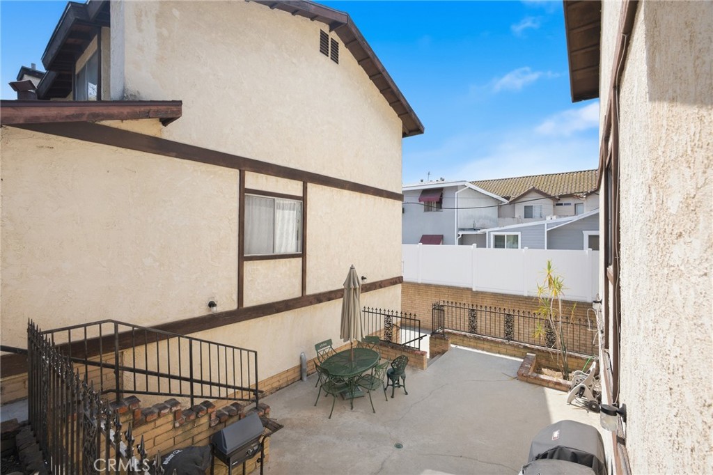 408 N Catalina Avenue 8