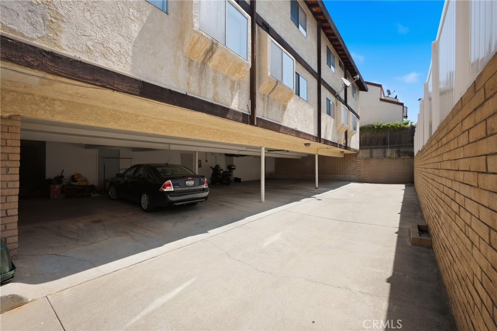 408 N Catalina Avenue 8