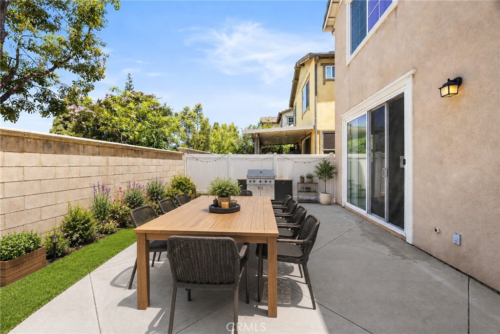 107 E Triana Court E