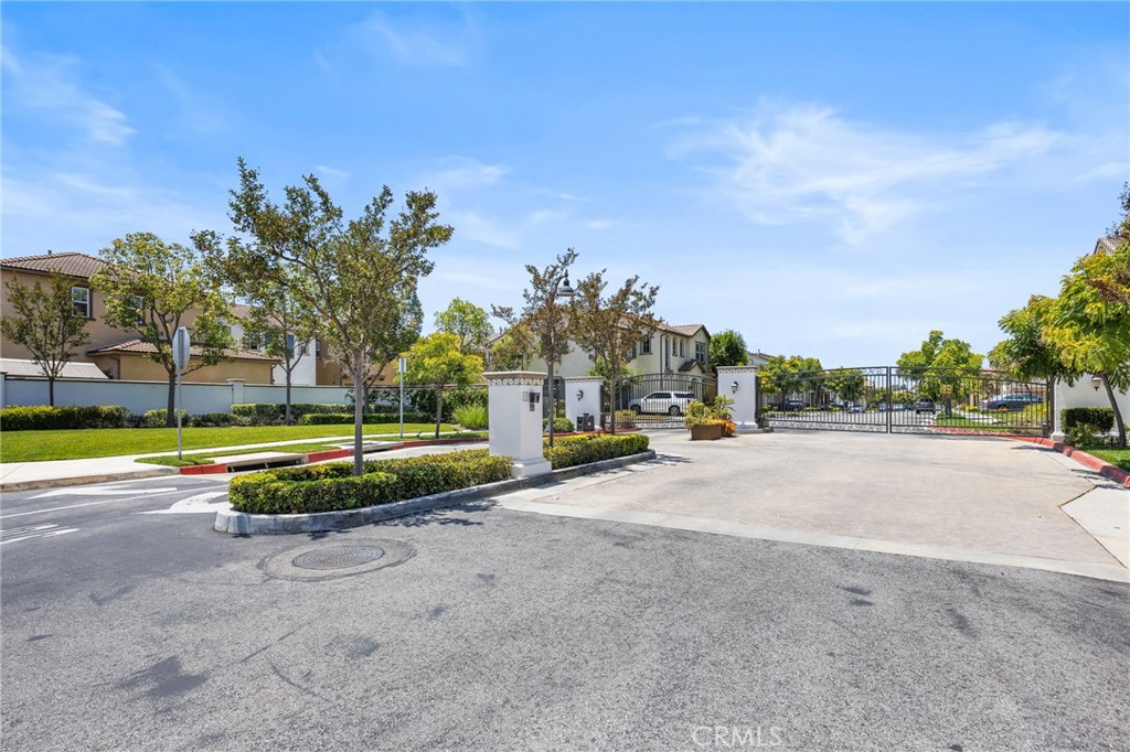 107 E Triana Court E