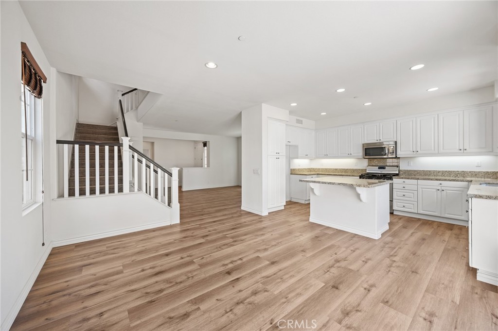 107 E Triana Court E