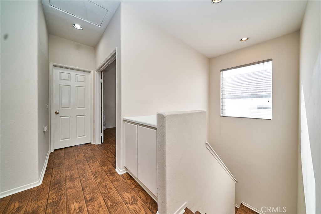 243 seacountry ln