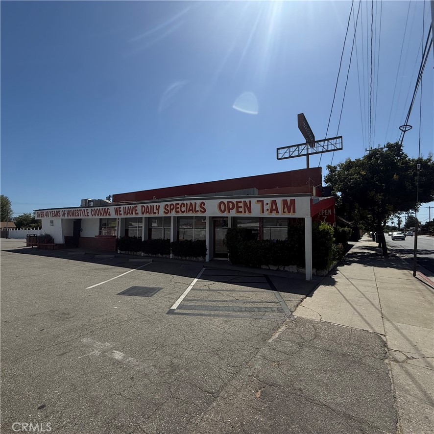 16918 Saticoy