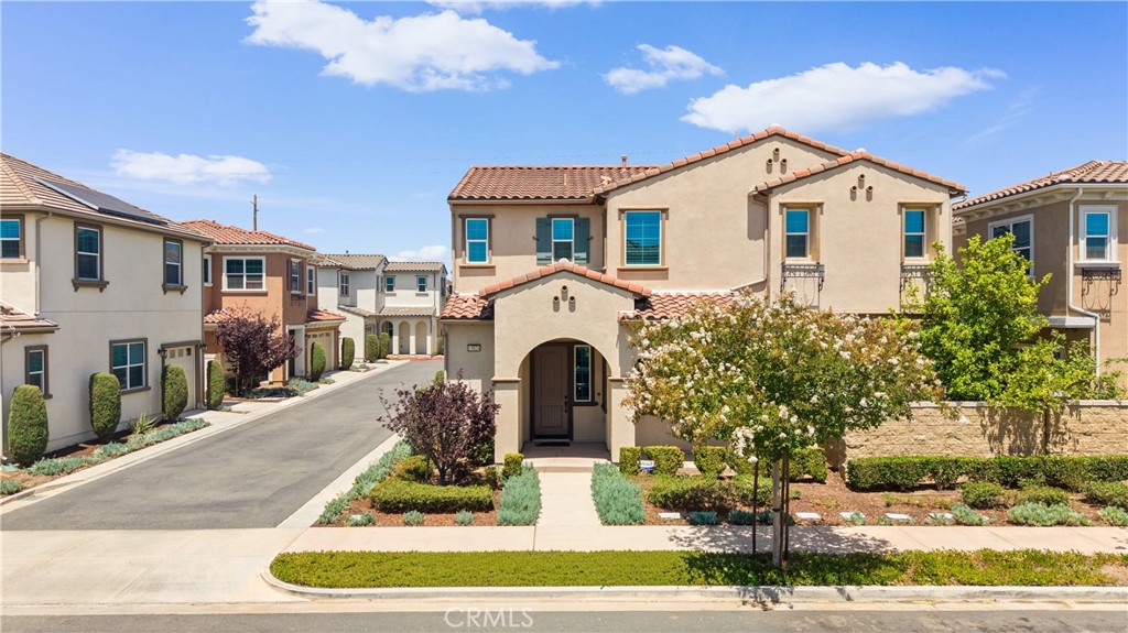 15824 Ellington Way