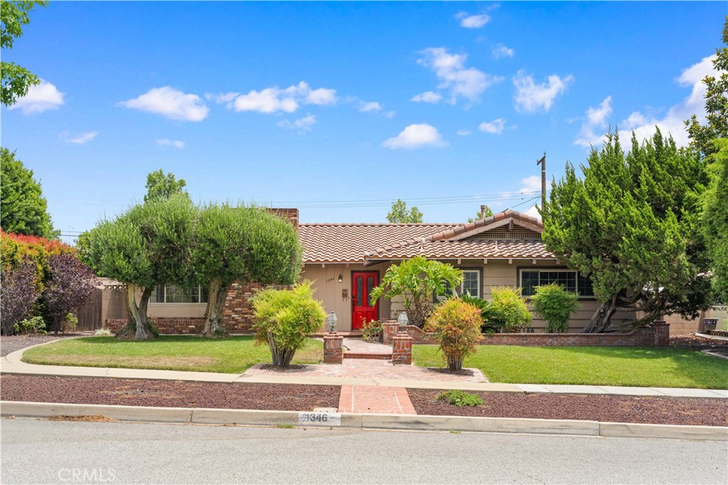 1346 N Shelley