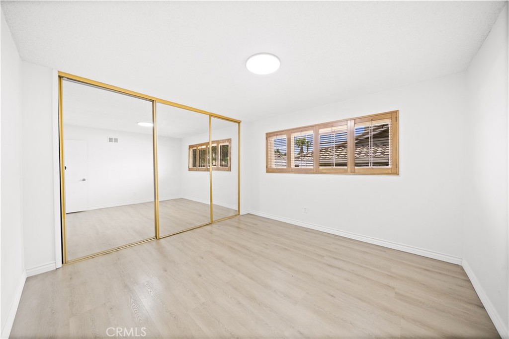 1346 N Shelley