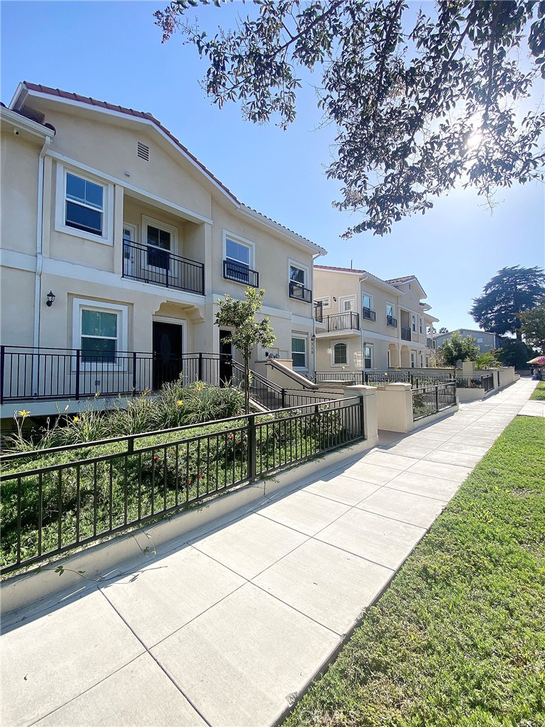 300 E Alhambra Road E