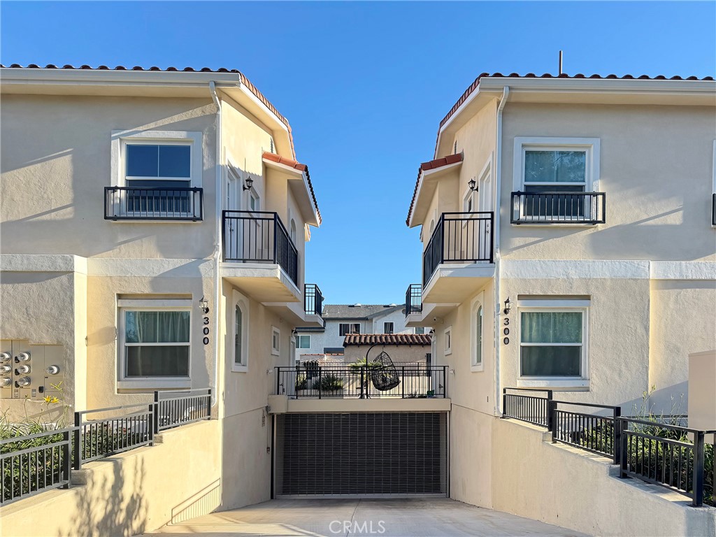 300 E Alhambra Road E
