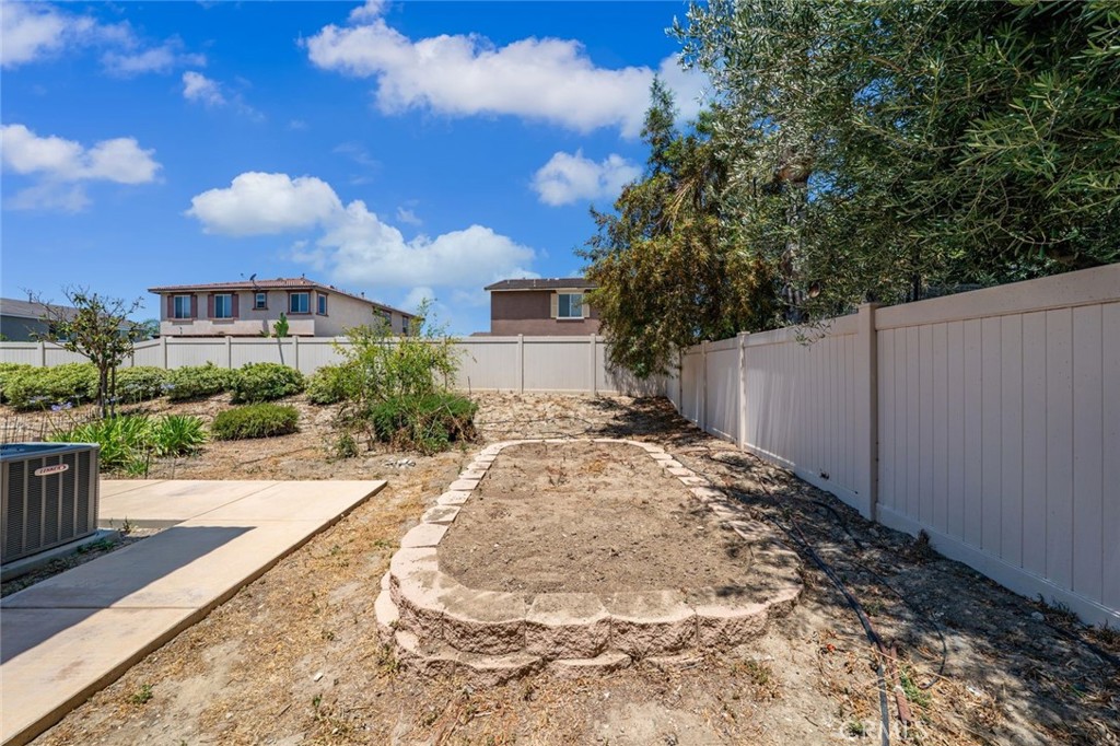 13180 Quarter Horse Drive