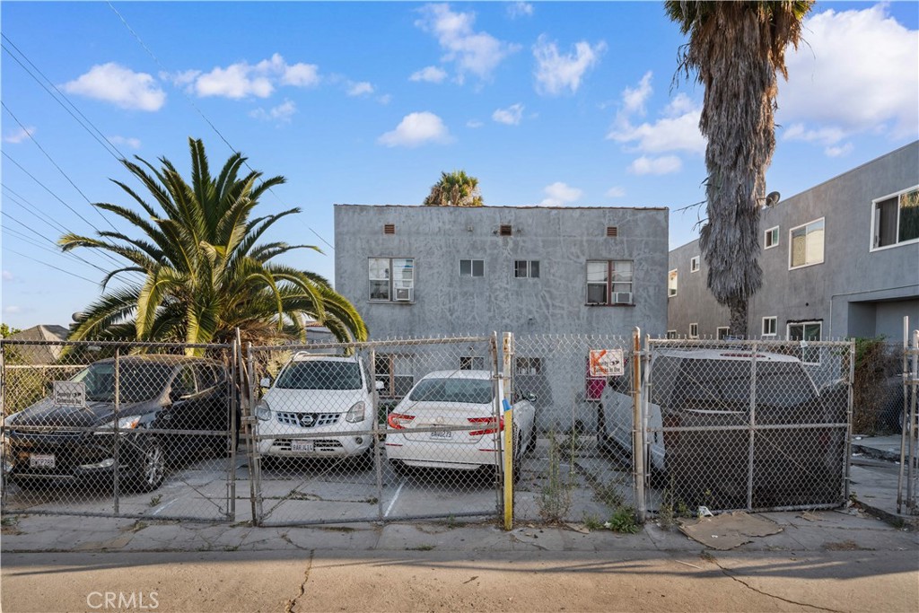 2441 Fairmount