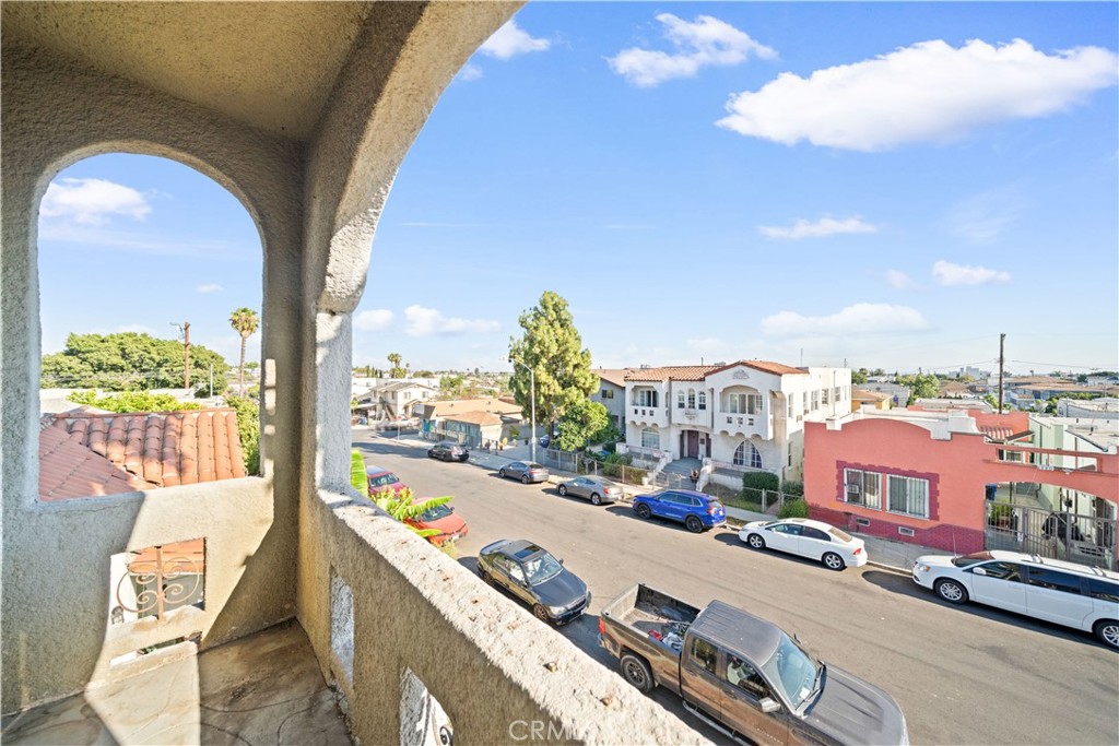 2441 Fairmount