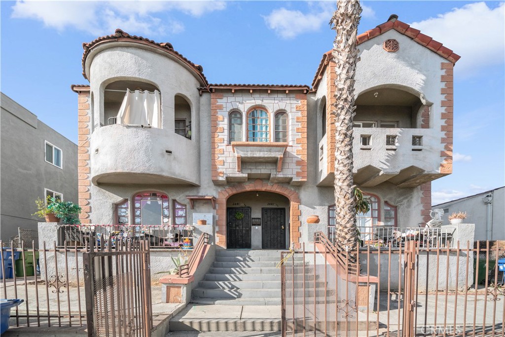 2441 Fairmount