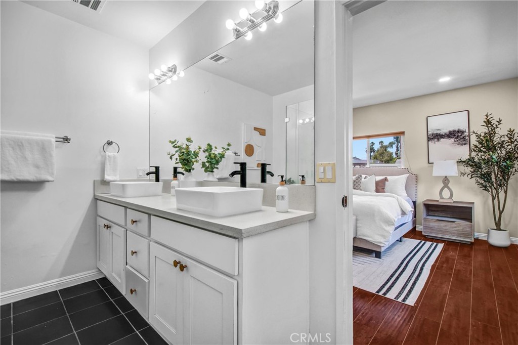 4223 Dalton