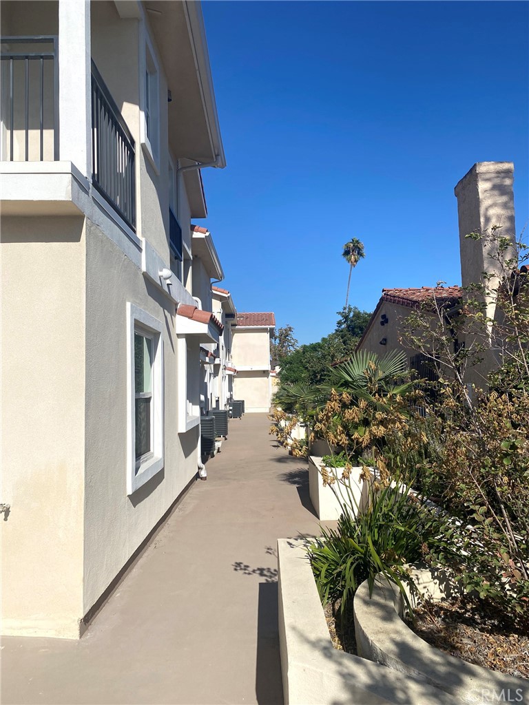 300 E Alhambra Road D
