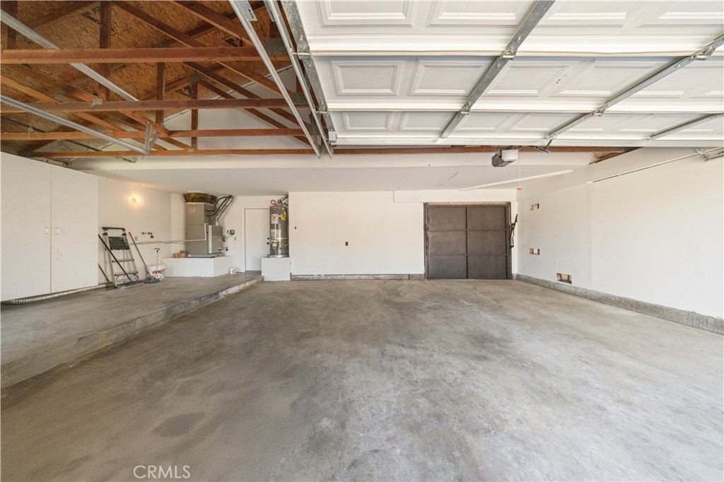 24716 Freeport Drive