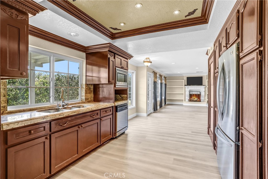 3931 E Lorencita Drive